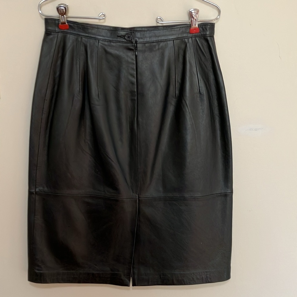 Jaclyn Smith Vintage Leather Skirt - Picture 2 of 10